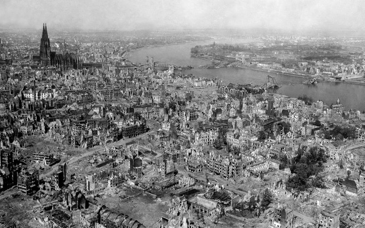 Lebensgeschichten am Kriegsende 1945 – ein Hörfeature erstellen